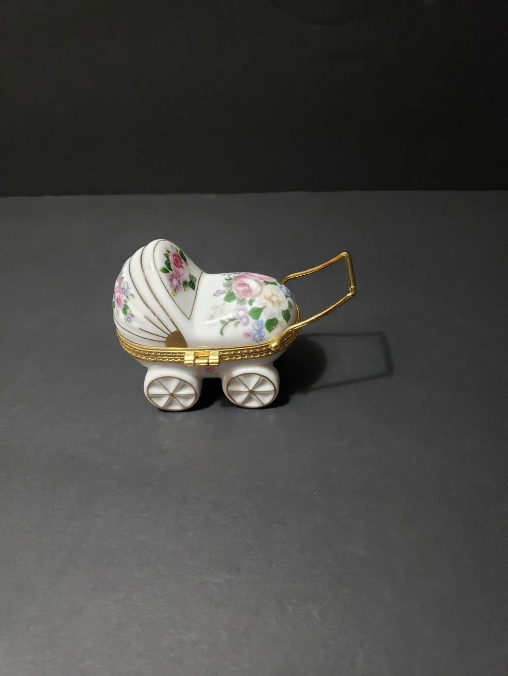 BABY CARRIAGE Floral Trinket Holder